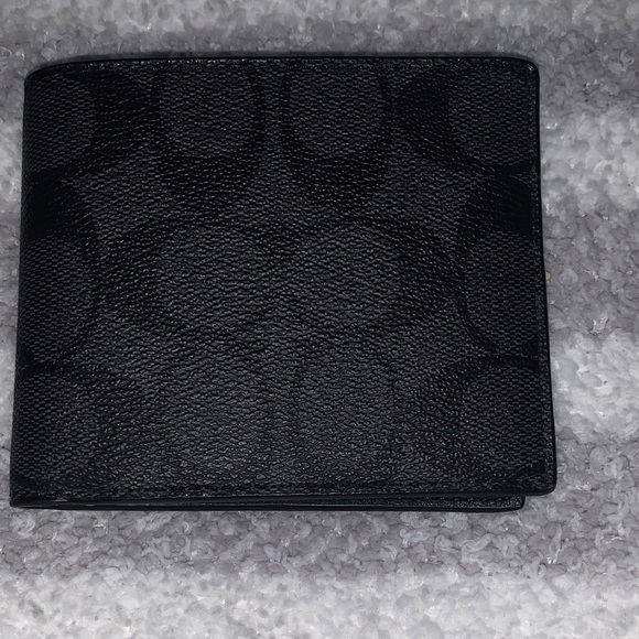 Coach Other - 🆕 - MENS Authentic Coach Black Signature billfold WALLET